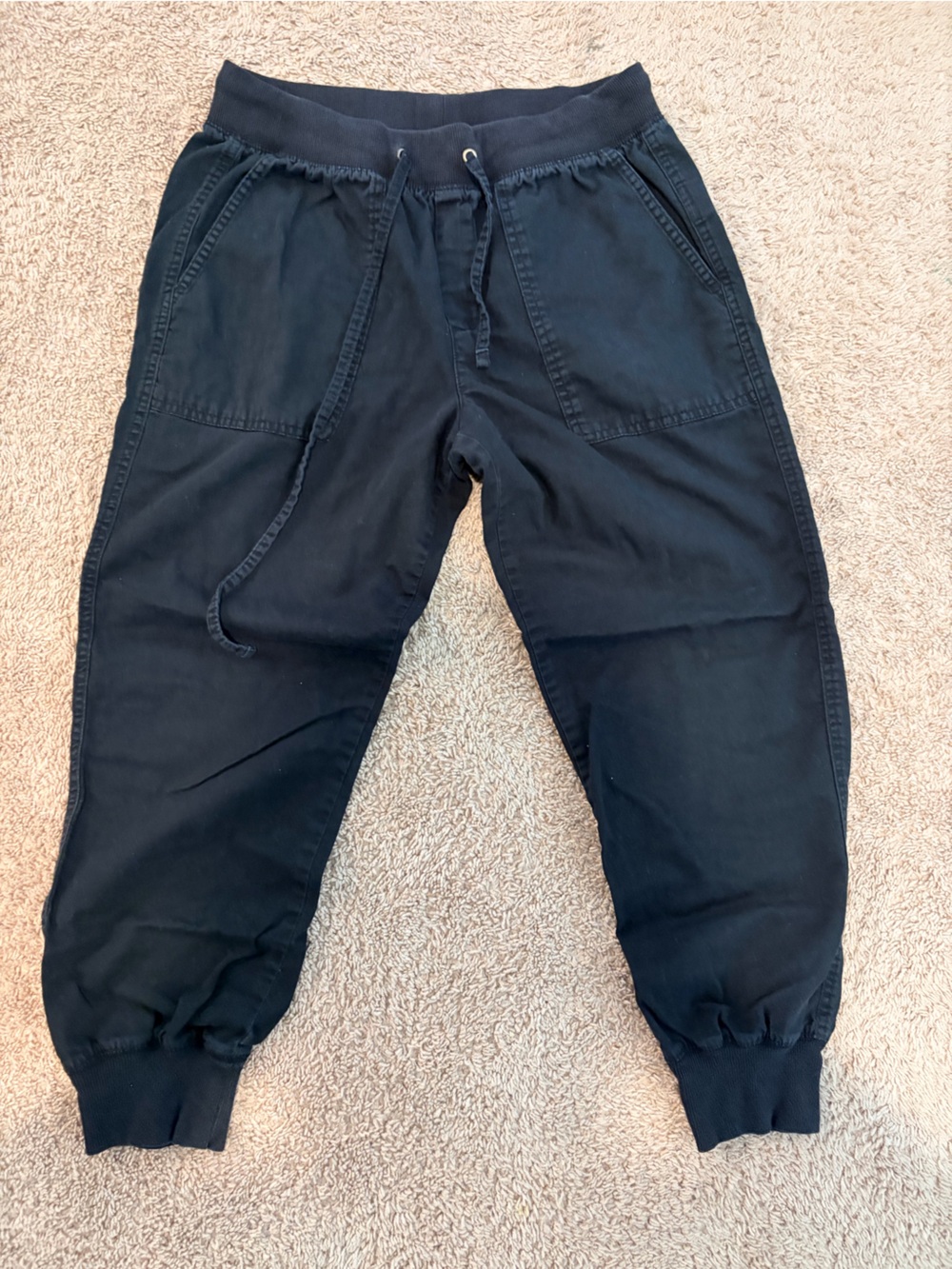 Gap-Women’s(petite) Black Jogger Pants with Elastic Waistband - Small- 050